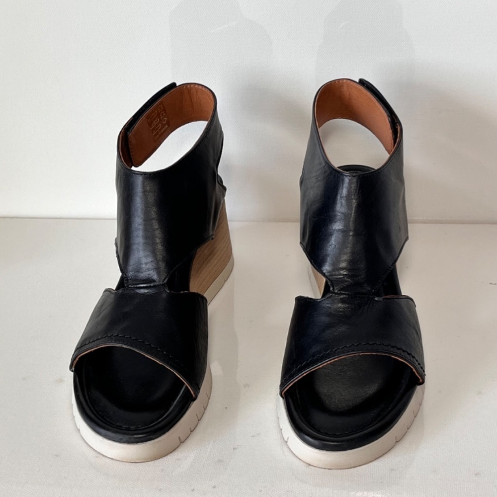Miz Mooz Black Leather Wedge Sandals - Picture 3 of 8